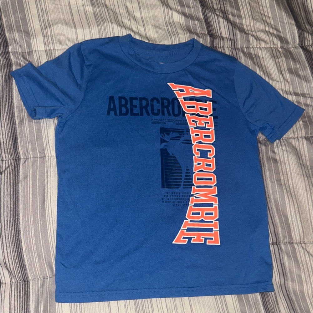 Abercrombie & Fitch Kids Blue and Red Graphic Tee